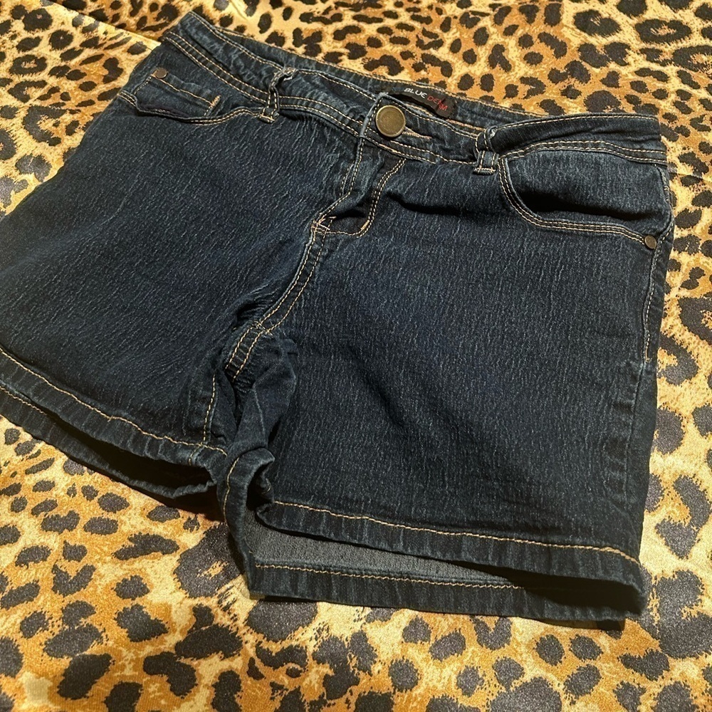 Red Blue Denim Dark Wash High Waisted Denim Shorts - Picture 2 of 6